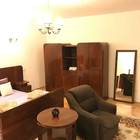 Apartman Writer's